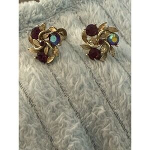 Vtg LISNER "Dark Amethyst" Purple Rhinestone Swirl Leaf Flower Clip Earrings 452